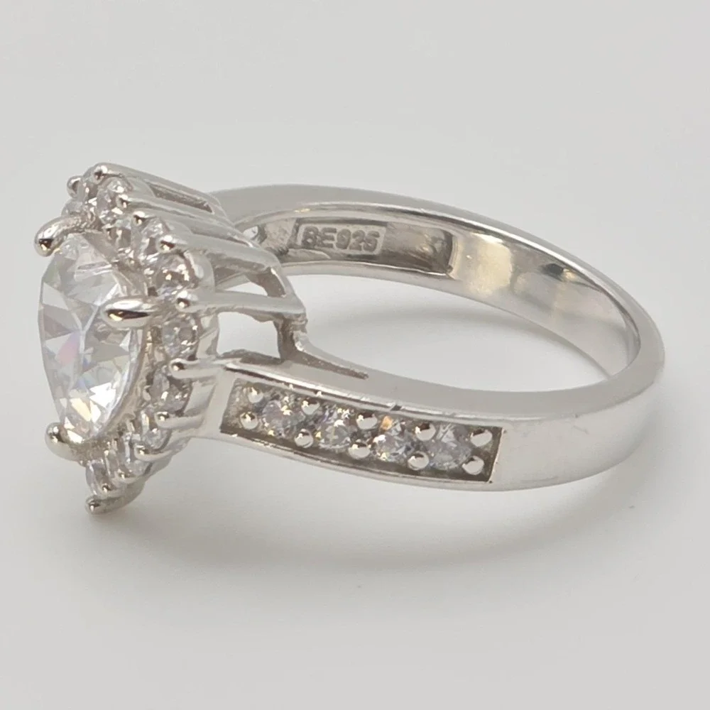 BE 925 Sterling Silver Heart Ring Halo Design Cubic Zirconia‎ Engagement Size 7